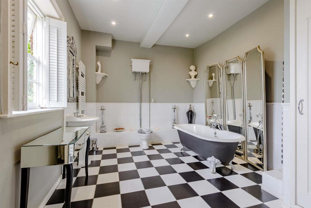8441536-interior36-800.jpg