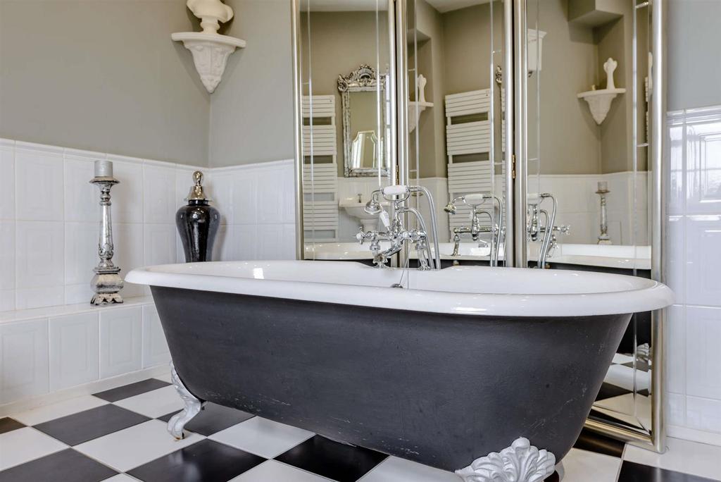 8441536-interior37-800.jpg