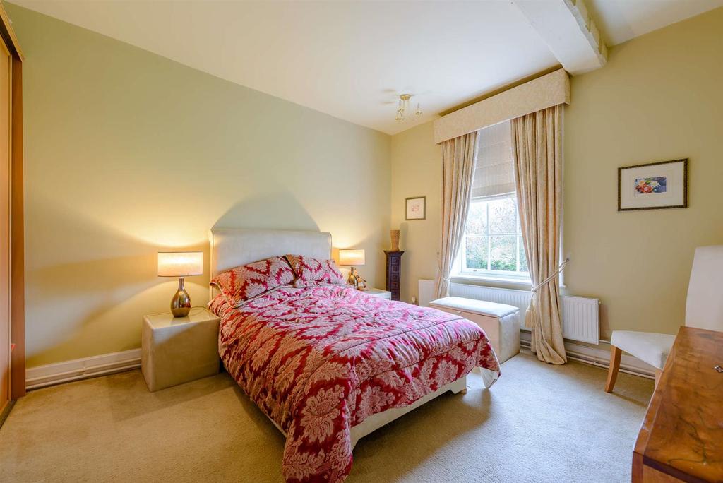 8441536-interior42-800.jpg