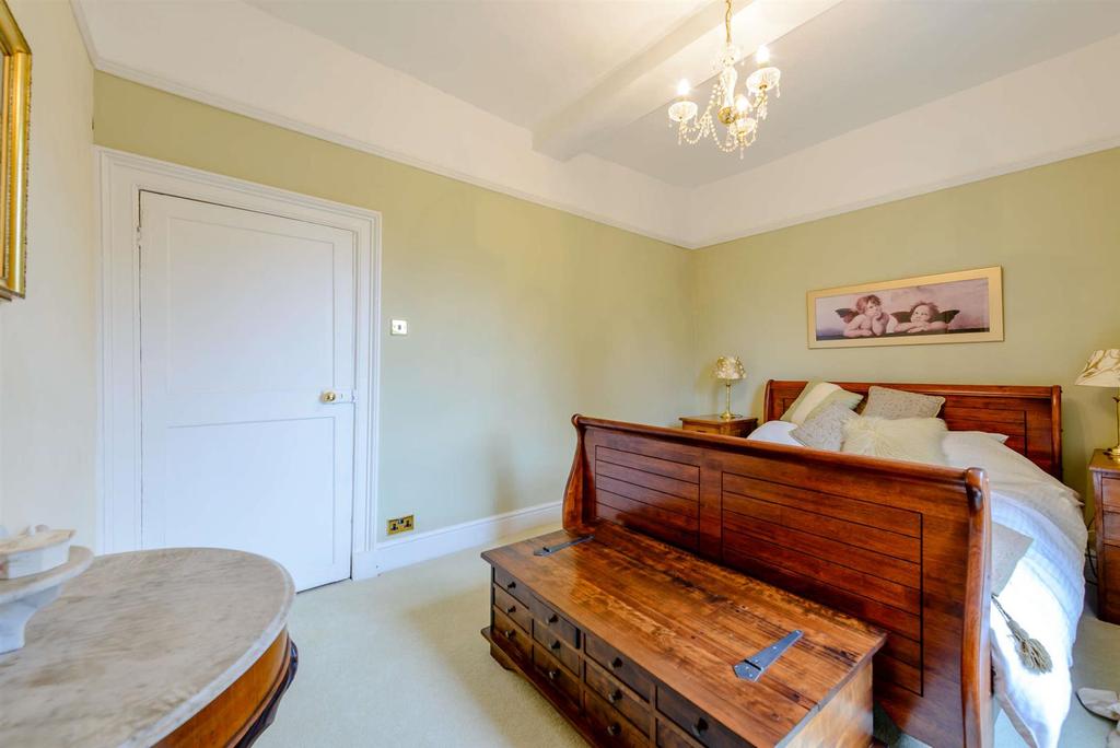 8441536-interior44-800.jpg