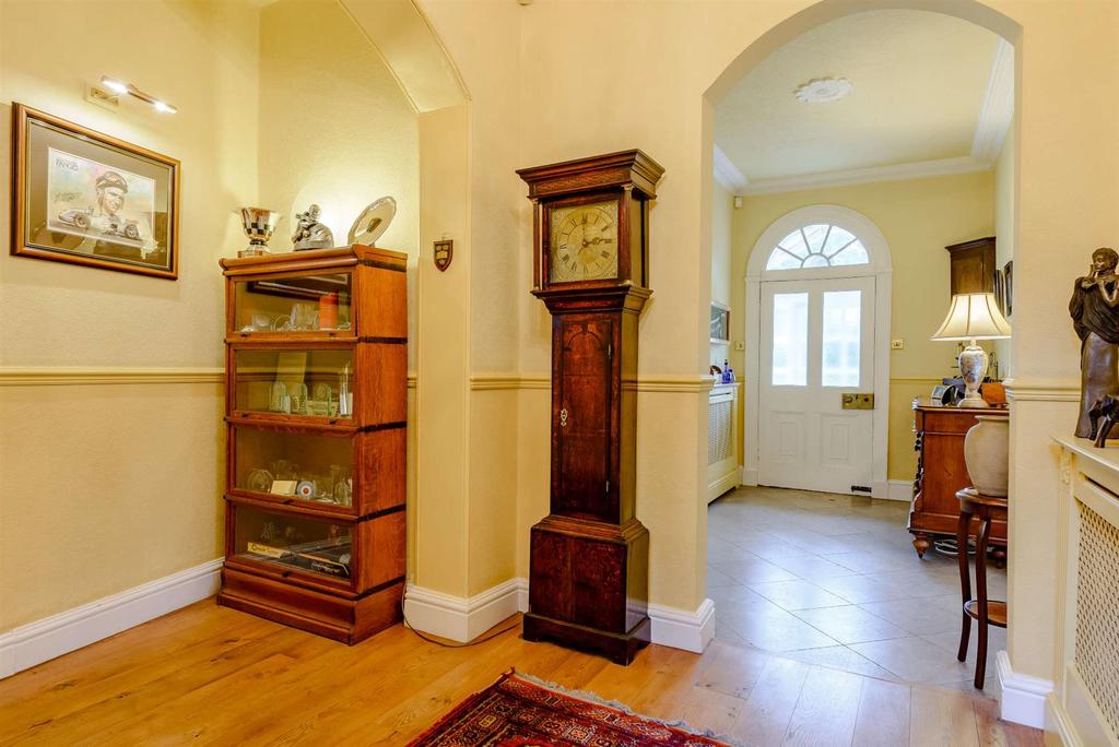 8441536-interior11-800.jpg