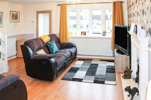 45 Beverley Avenue, Nuneaton, CV10 9JP