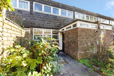 38 Ramilles Close, London, SW2 5DG