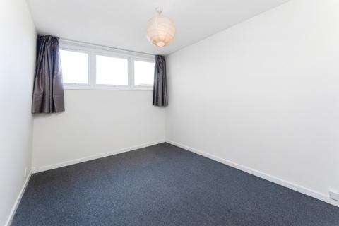 38 Ramilles Close, London, SW2 5DG