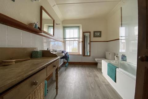 14 Mitchell Hill Terrace, Truro, TR1 1HY