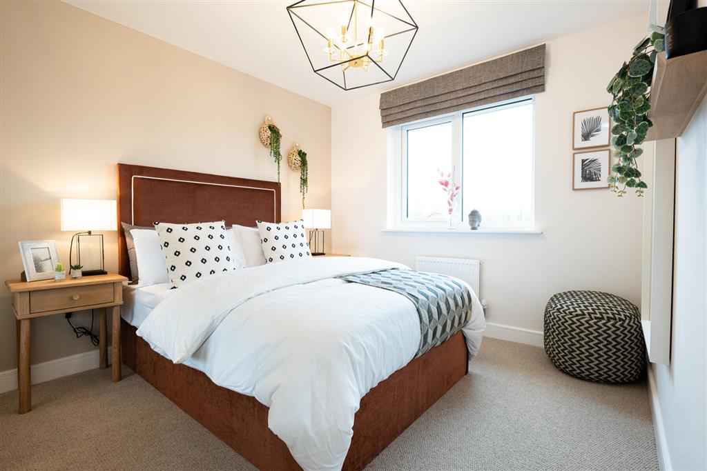 Double bedroom looks out onto the garden