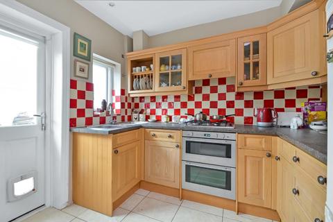 9 Burford Road, Salisbury, SP2 8AN