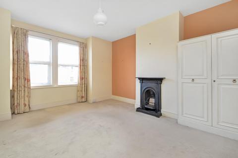 9 Burford Road, Salisbury, SP2 8AN