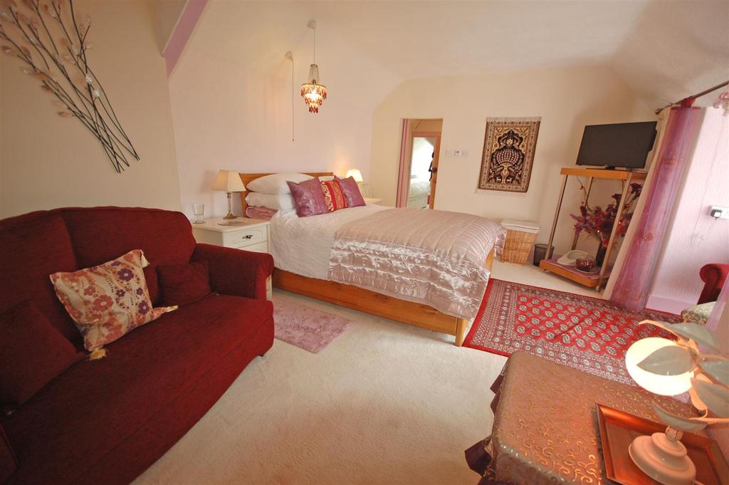 Master bedroom 1