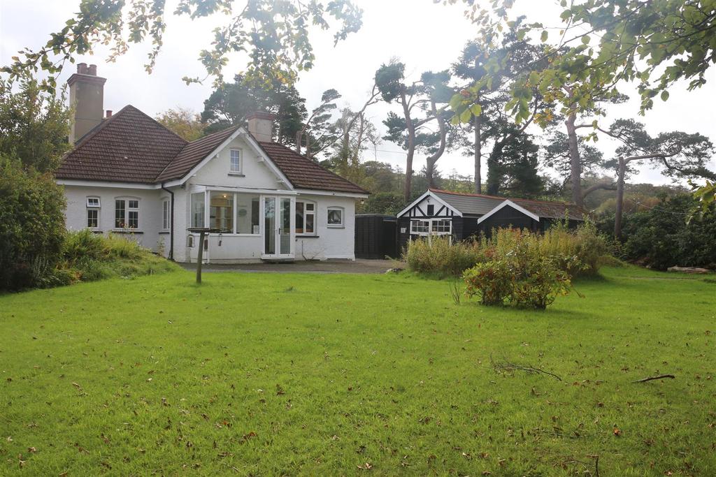 P e side of house.JPG