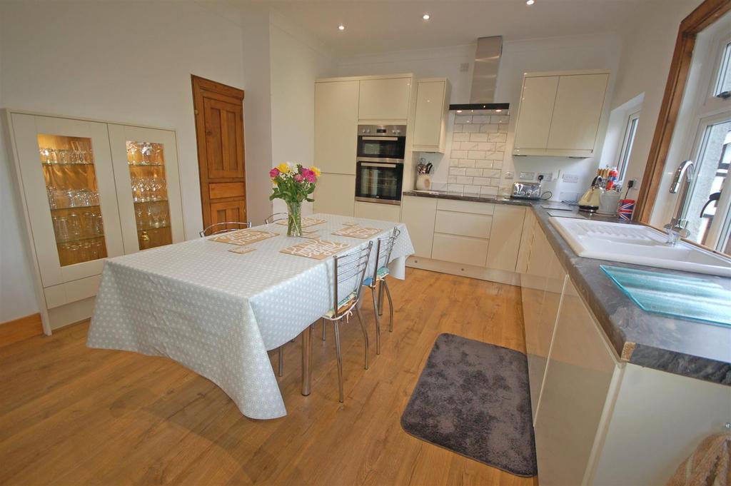 Modern fitted kitchen