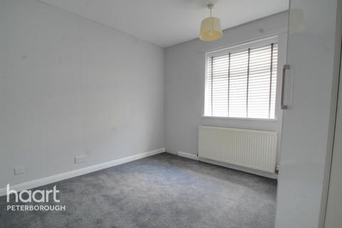 52 Walcot Walk, Peterborough, PE3 9QF