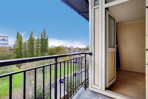 51 Pollard Street, London, E2 6LY
