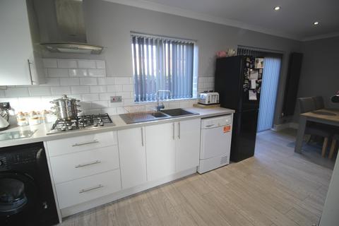20 Brading Close, Eastbourne, BN23 8DY