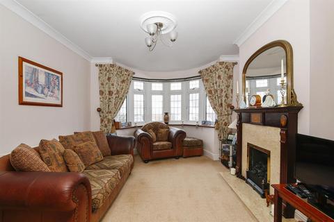 22 Parsonage Manorway, Belvedere, DA17 6LL