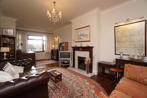 73 Crawshaw Grove, Sheffield, S8 7EA