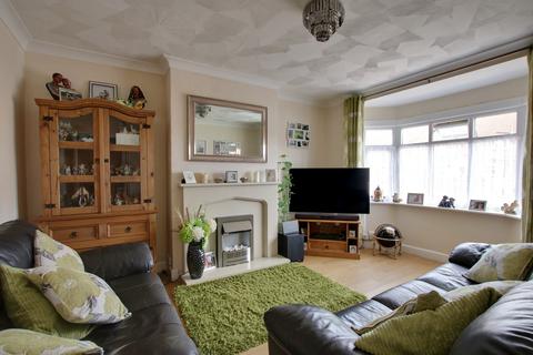 32 Hillson Drive, Fareham, PO15 6PE