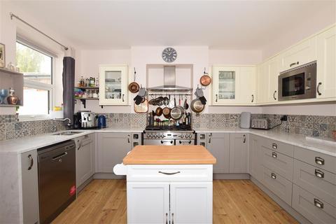 4 Albert Road, Tonbridge, TN9 2SR