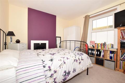4 Albert Road, Tonbridge, TN9 2SR