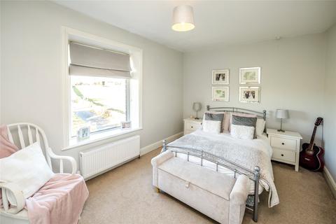 13a Bradshaw Lane, Halifax, HX2 9XB