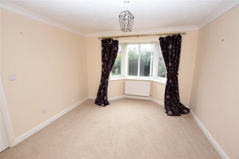 6 Forsythia Avenue, Healing, Grimsby, DN41 7JE