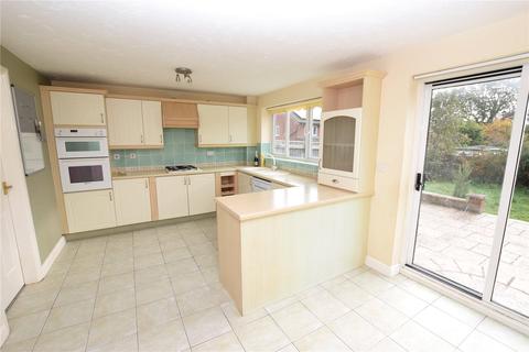 6 Forsythia Avenue, Healing, Grimsby, DN41 7JE