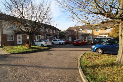 7 Lancaster Place, Ilford, IG1 2XH