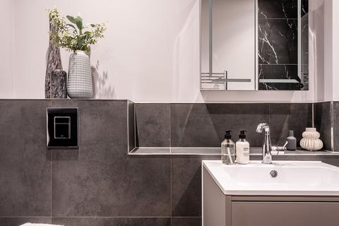 Flat 3, 31 Gransden Avenue, London, E8 3QA