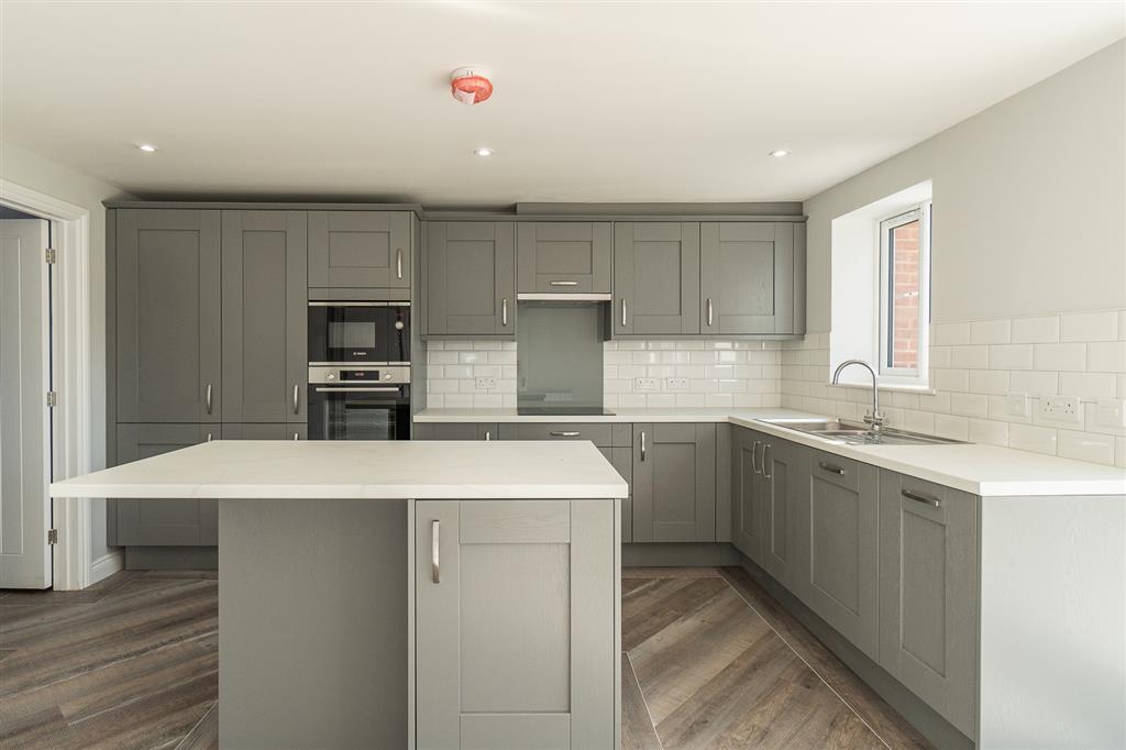 *NEW* Kitchen