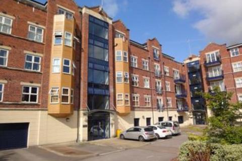 3 bedroom apartment to rent, Carisbrooke Road,  Leeds, LS16