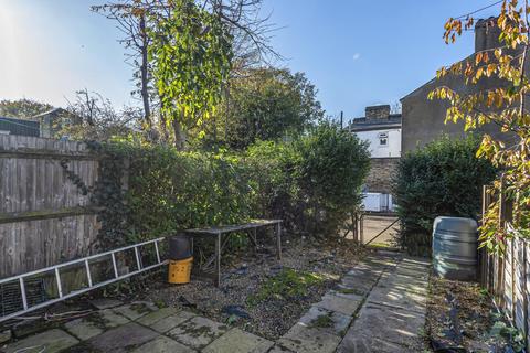48 Howson Road, London, SE4 2AT