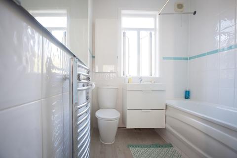 38 Silverton Road, London, W6 9NY