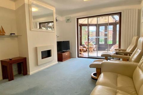 1 Barneswell Close, Brixworth, Northampton, NN6 9AT