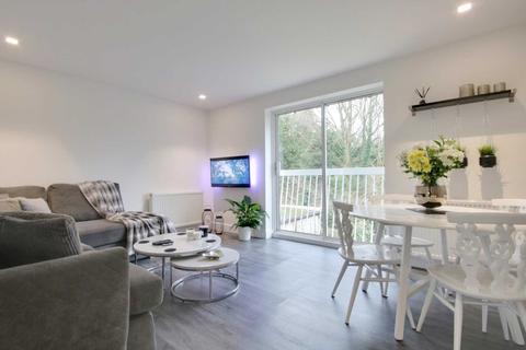 60 Austins Mead, Bovingdon, Hemel Hempstead, HP3 0LH