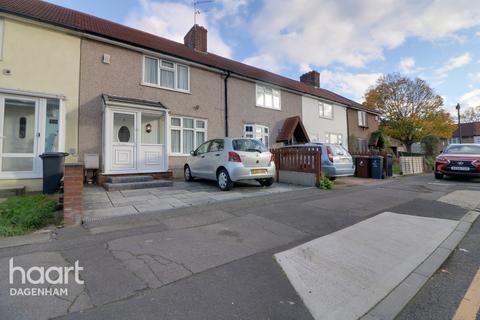 8 Croppath Road, Dagenham, RM10 8BW