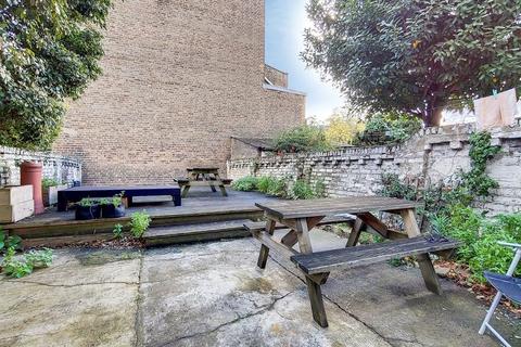 51 Tollington Road, London, N7 6PB