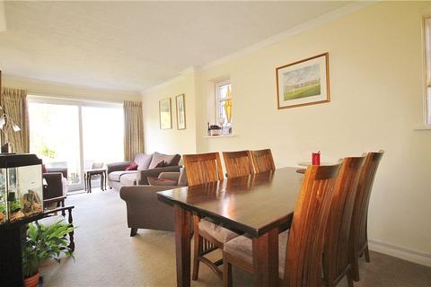 11 Johnston Walk, Guildford, GU2 9XP