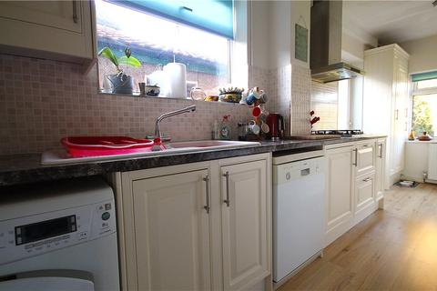 11 Johnston Walk, Guildford, GU2 9XP