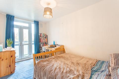 39 Whitton Walk, London, E3 2AF