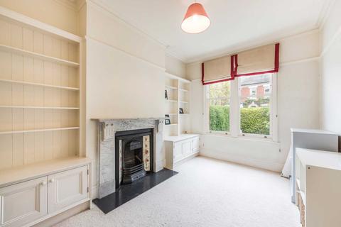 28 Carson Road, London, SE21 8HU