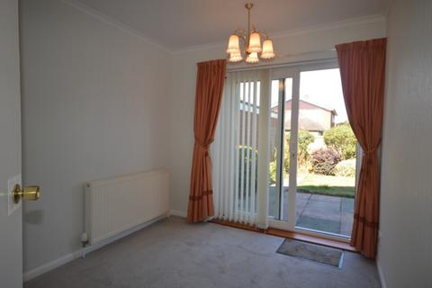 2 bedroom bungalow to rent, Dane Close, Sandbach, CW11