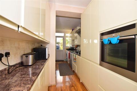 55 York Road, Chingford, London, E4 8LA