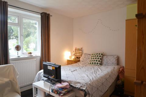 36 Bealing Close, Bassett, Southampton, SO16 3AX