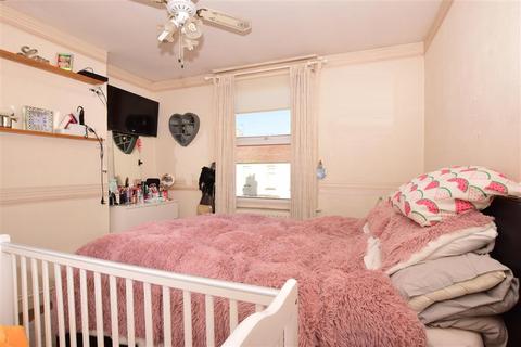 52 Carlisle Road, Dartford, DA1 1XL