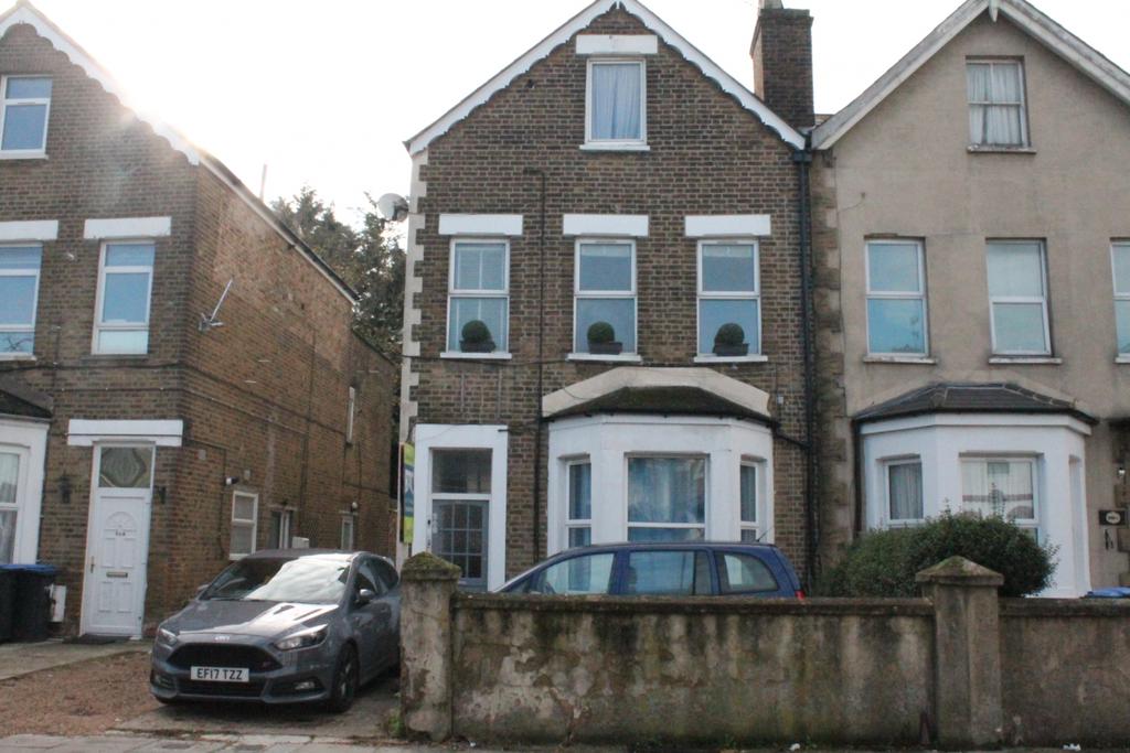 Two double Bedroom Flat With Garden