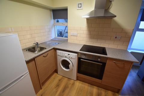 1 bedroom house to rent, Fitzhamon Embankment, Cardiff