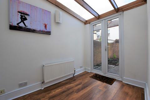 48 Cecil Road, Exeter, EX2 9AQ