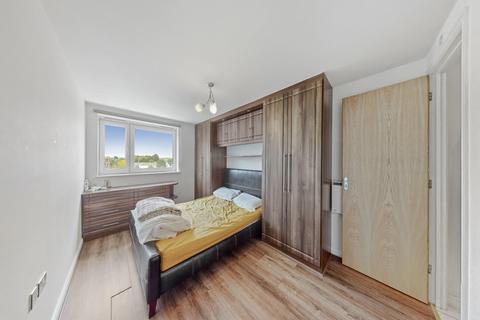 undefined, Singapore Road, West Ealing, W13