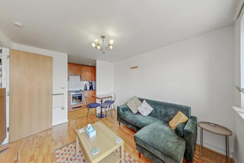 undefined, Singapore Road, West Ealing, W13