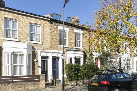 27 Hawksley Road, London, N16 0TL